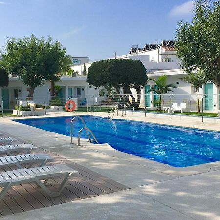 Hostal Las Cumbres Conil De La Frontera Esterno foto