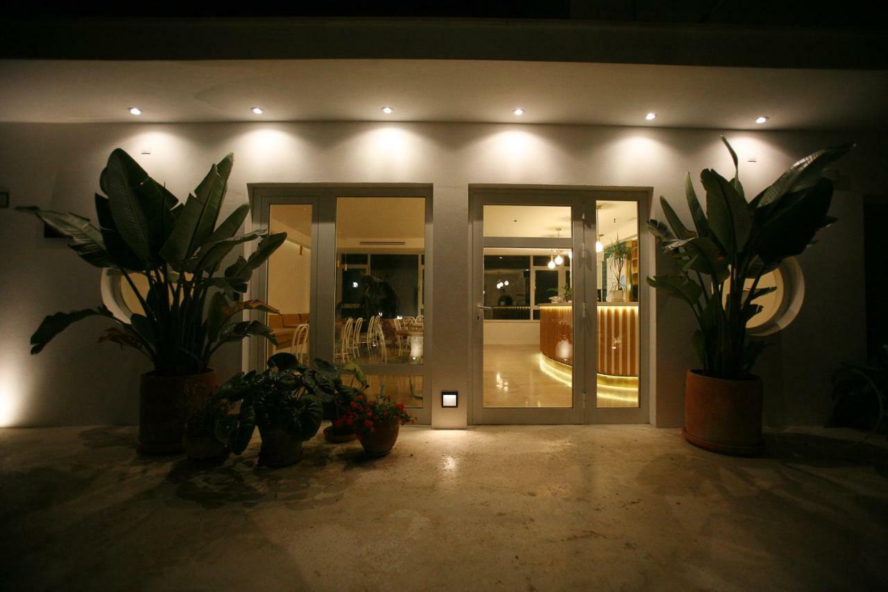 Hostal Las Cumbres Conil De La Frontera Esterno foto